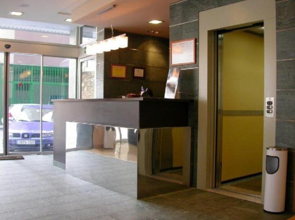 Exe Puerta San Pedro Hotel Lugo Interior photo